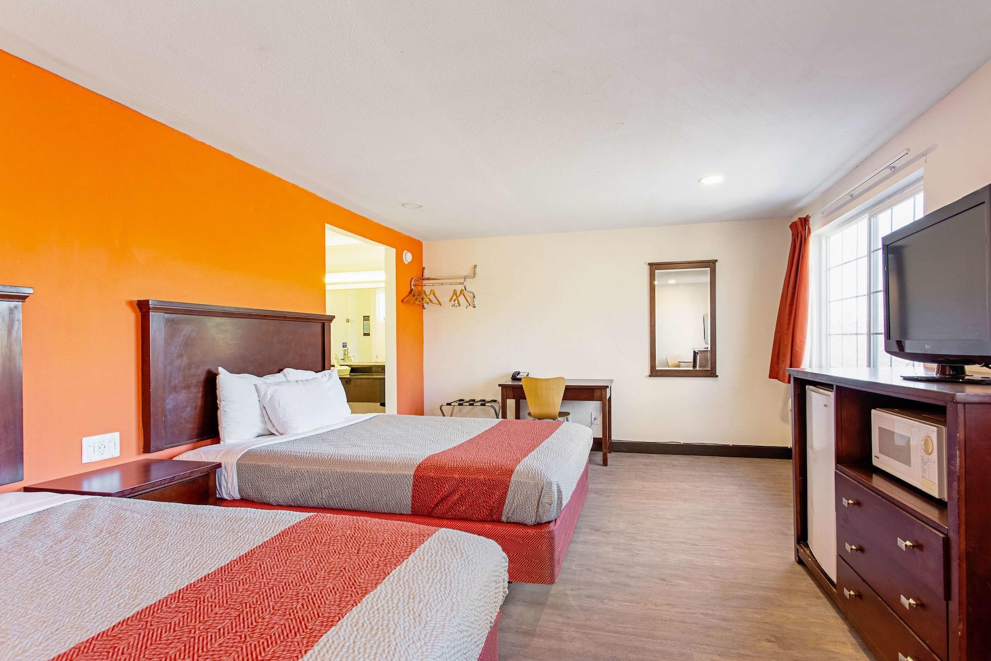 Motel 6 Pendleton, Or - West المظهر الخارجي الصورة