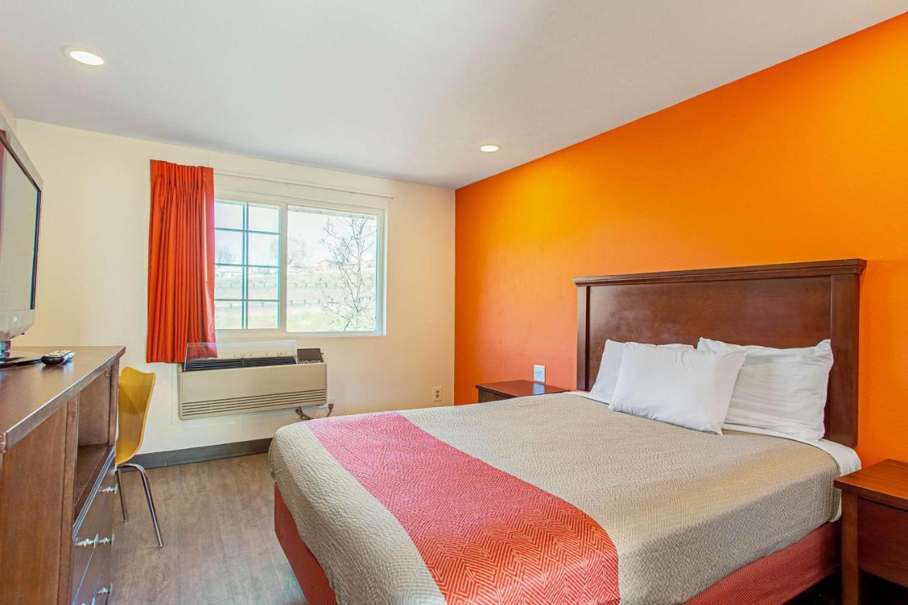 Motel 6 Pendleton, Or - West المظهر الخارجي الصورة