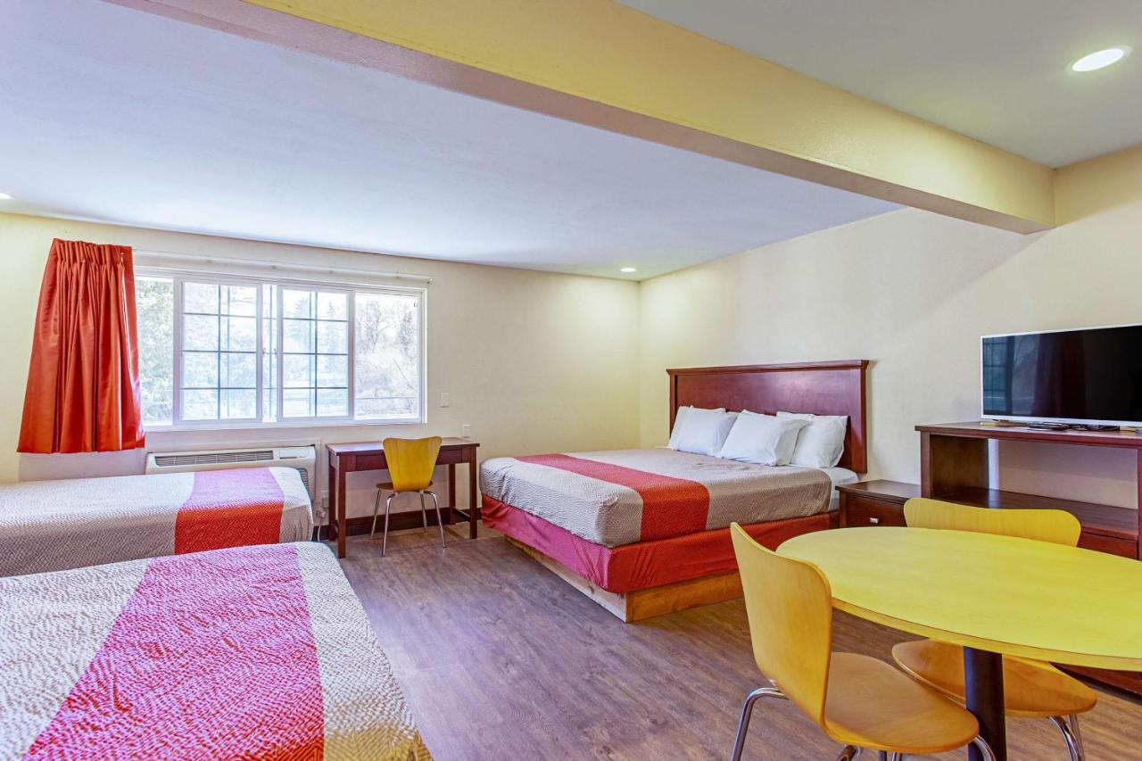 Motel 6 Pendleton, Or - West المظهر الخارجي الصورة