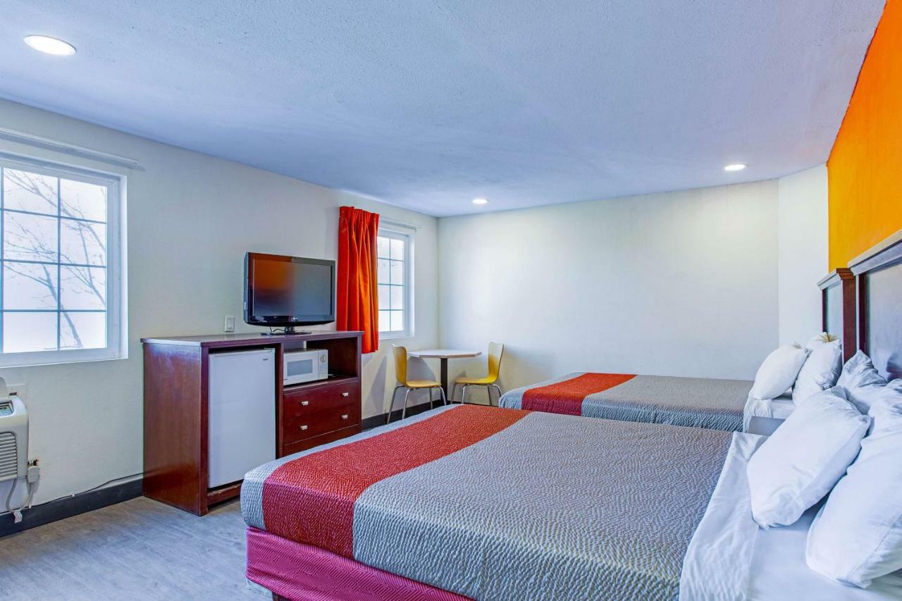 Motel 6 Pendleton, Or - West المظهر الخارجي الصورة