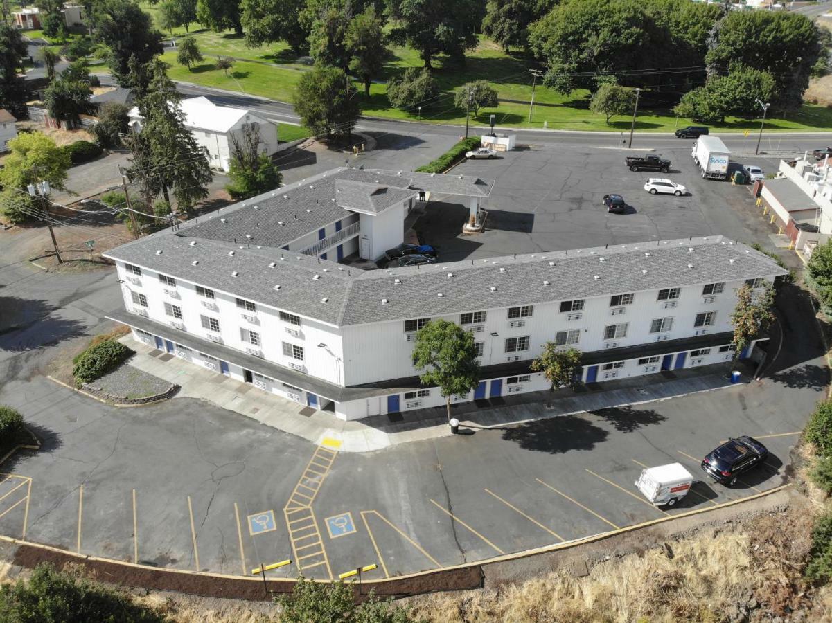 Motel 6 Pendleton, Or - West المظهر الخارجي الصورة