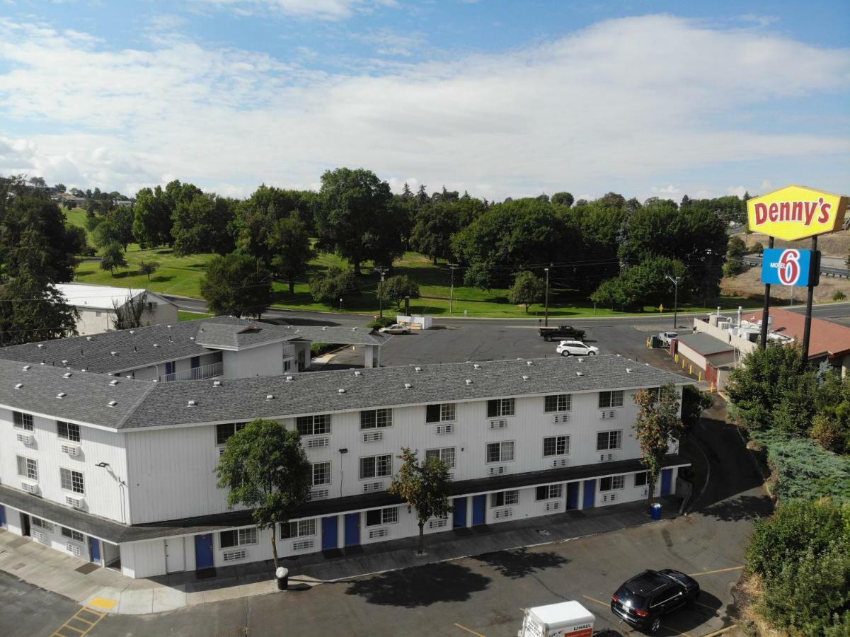 Motel 6 Pendleton, Or - West المظهر الخارجي الصورة